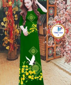 vai-ao-dai-in-hinh-hoa-mai