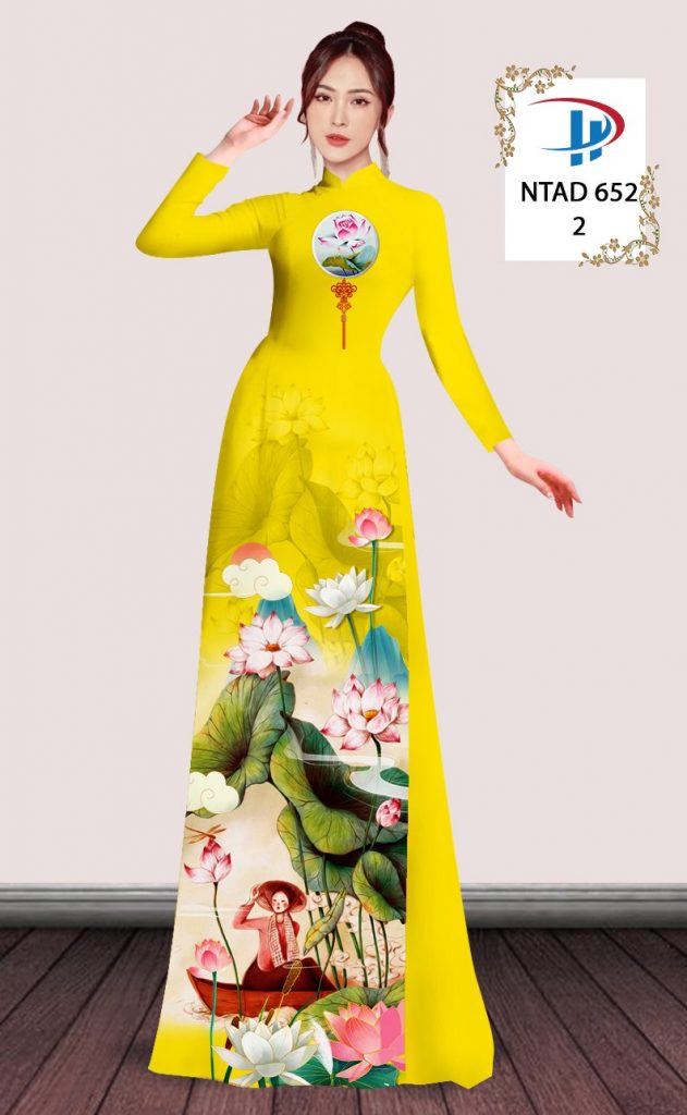Vai-ao-dai-hoa-sen-di-le-chua