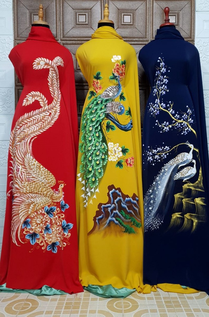 Vai-ao-dai-ve-tay-chim-cong Vai-ao-dai-ve-tay-chim-cong