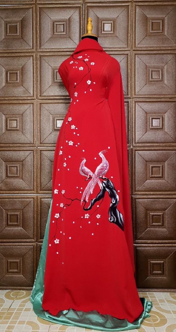 Vai-ao-dai-ve-tay-chim-cong